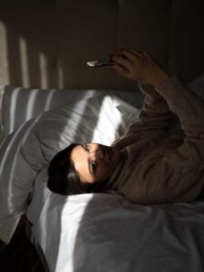 Jak zaplanować spokojny wieczór bez telefonu